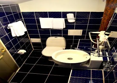 Gotthard Residents 3*