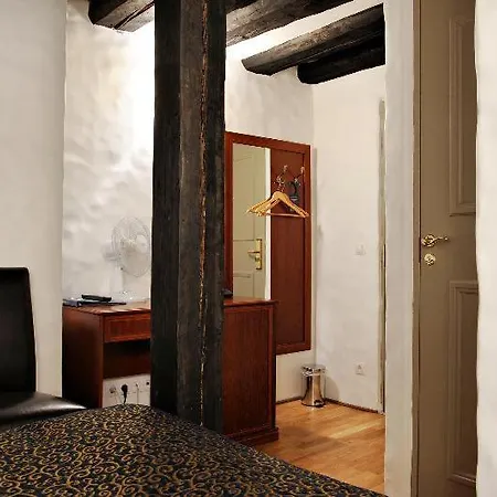 Gotthard Residents Hotel Talin