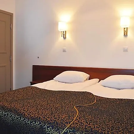Gotthard Residents 3*