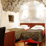 Gotthard Residents تالين