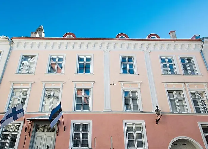 Gotthard Residents فندق 3*