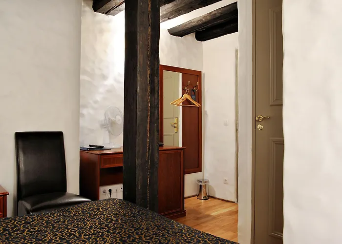 فندق Gotthard Residents 3*